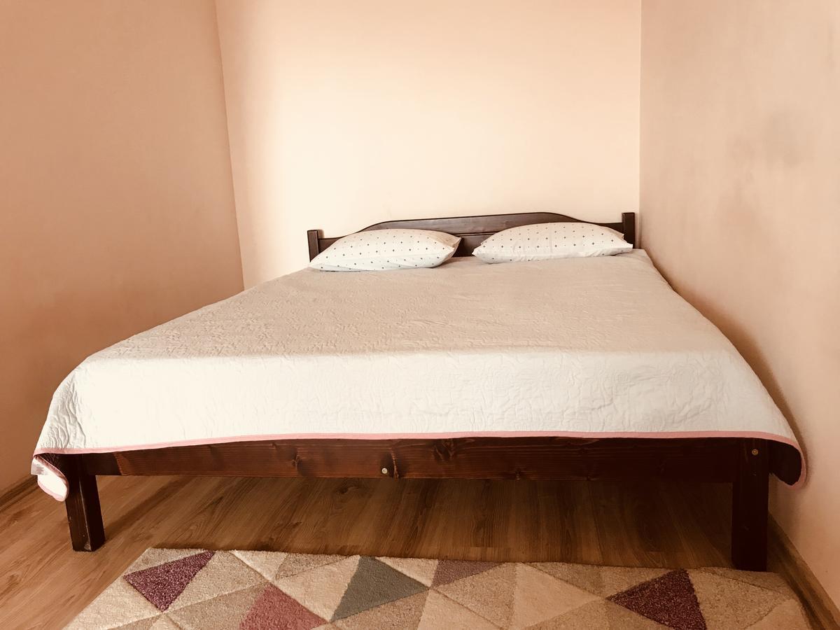 Clean Apartment On Lunacharskogo Street Тираспол Екстериор снимка