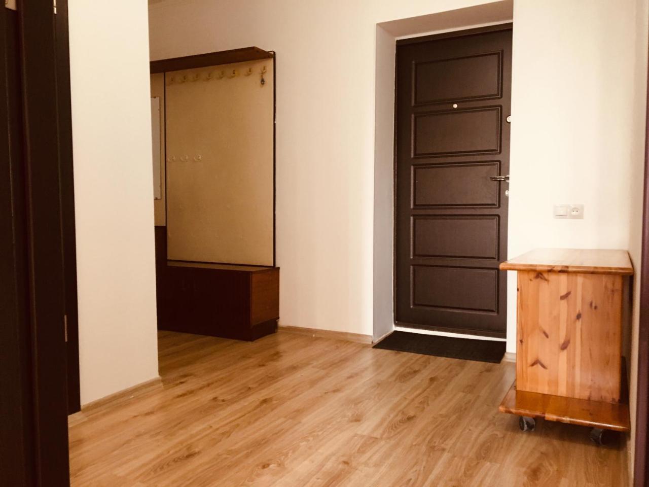 Clean Apartment On Lunacharskogo Street Тираспол Екстериор снимка
